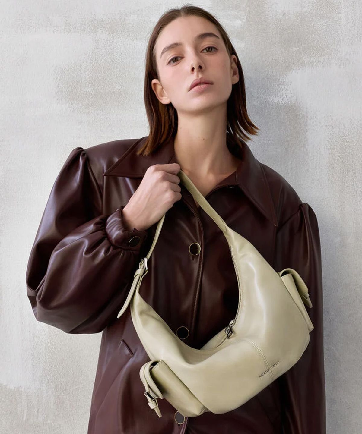 찰스앤키스(CHARLES & KEITH) 베시 사이드 포켓 호보백 3colors CK2-80782837