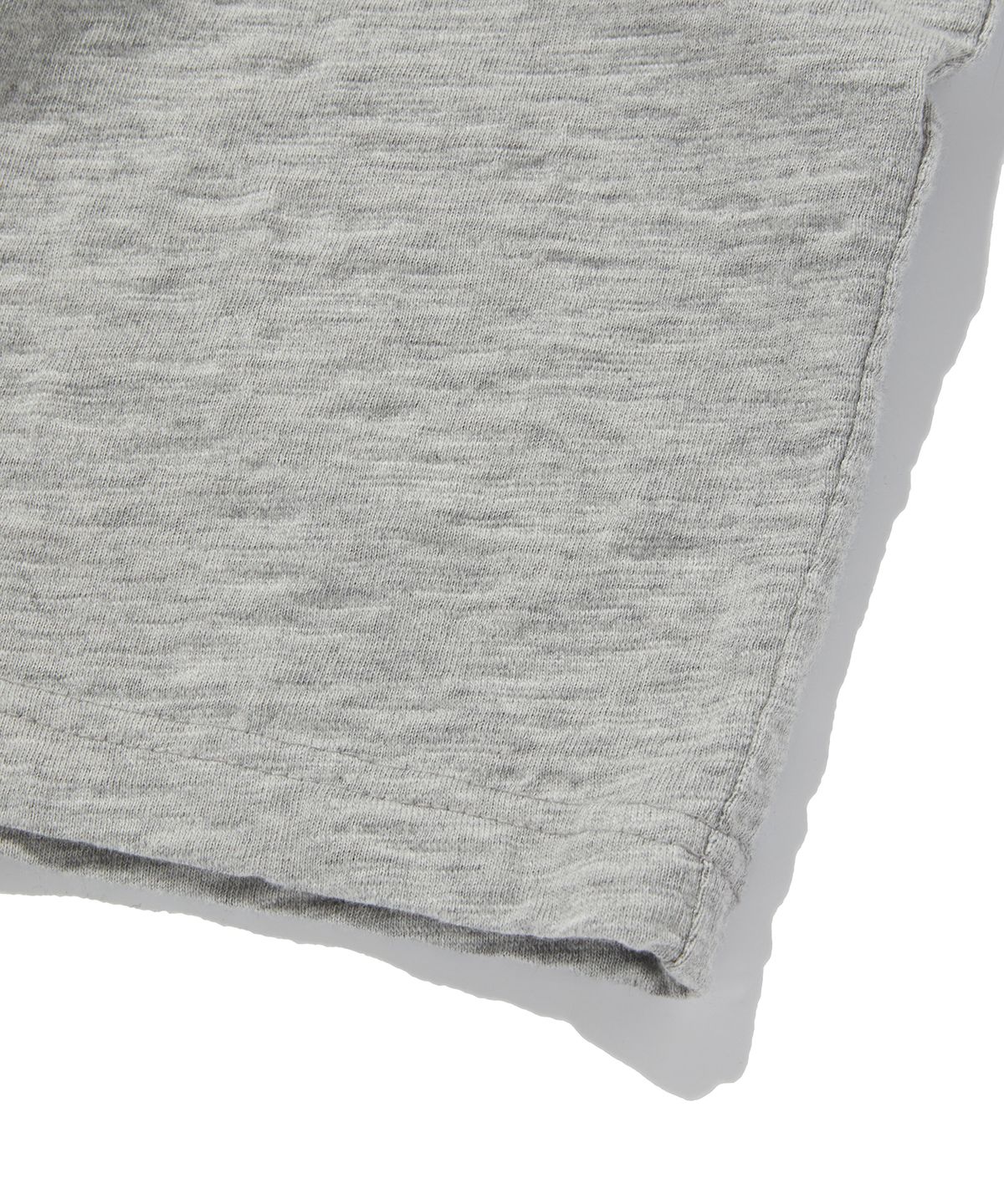 스웨이드(SUADE) TEXTURED LAYERED TEE [GRAY]