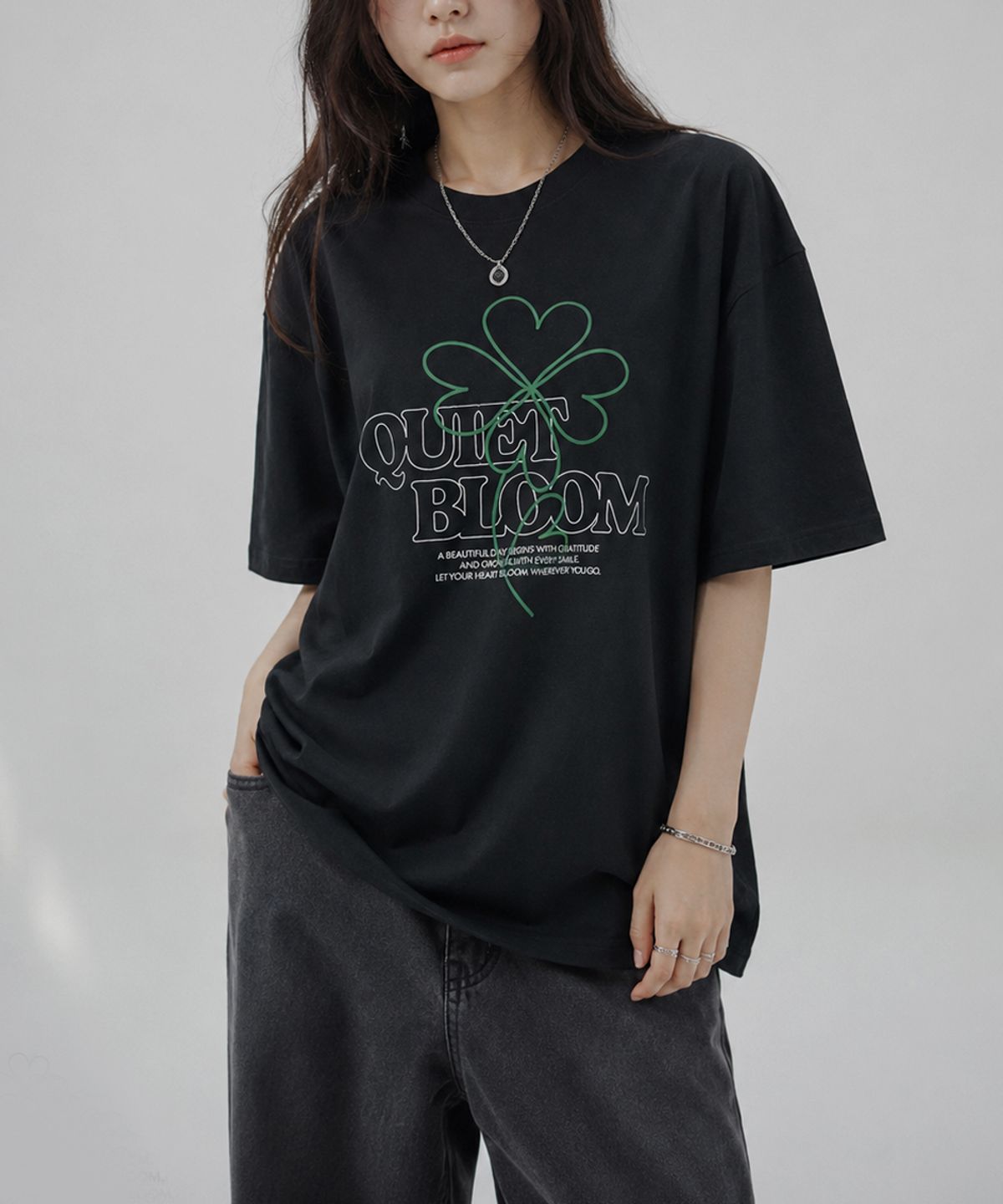 도톤(DOTON) QUIET BLOOM T-SHIRTS (White)