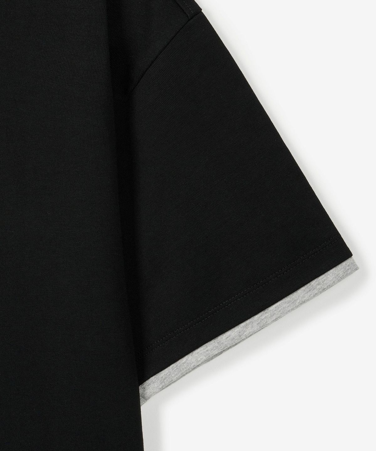 티엔지티(TNGT) Layered Roll-Up Cropped T-Shirt (Black) TNTS6E217BK