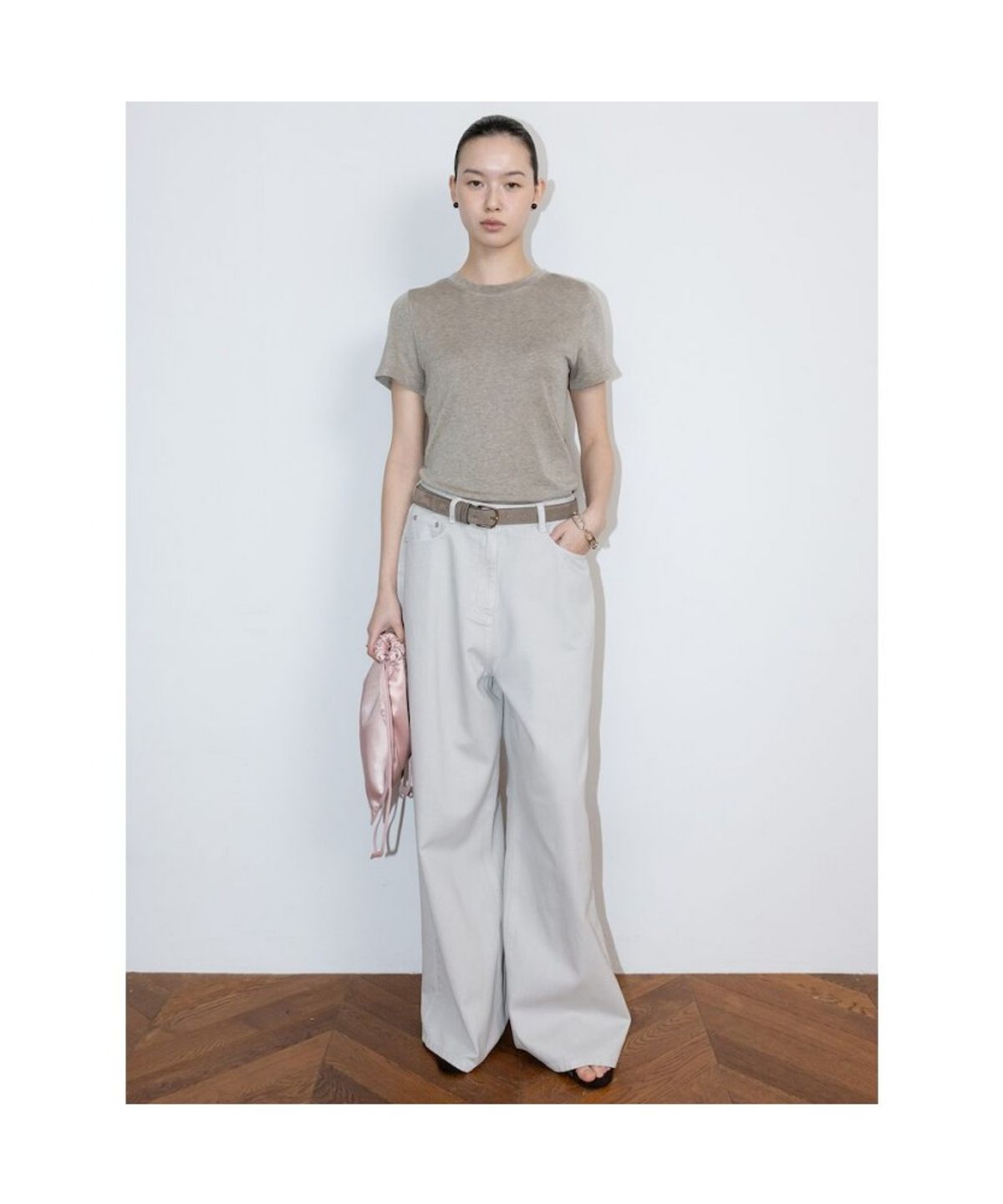 디애퍼처(THE APERTURE) Josh Tshirt  Beige (TA6742A08A)