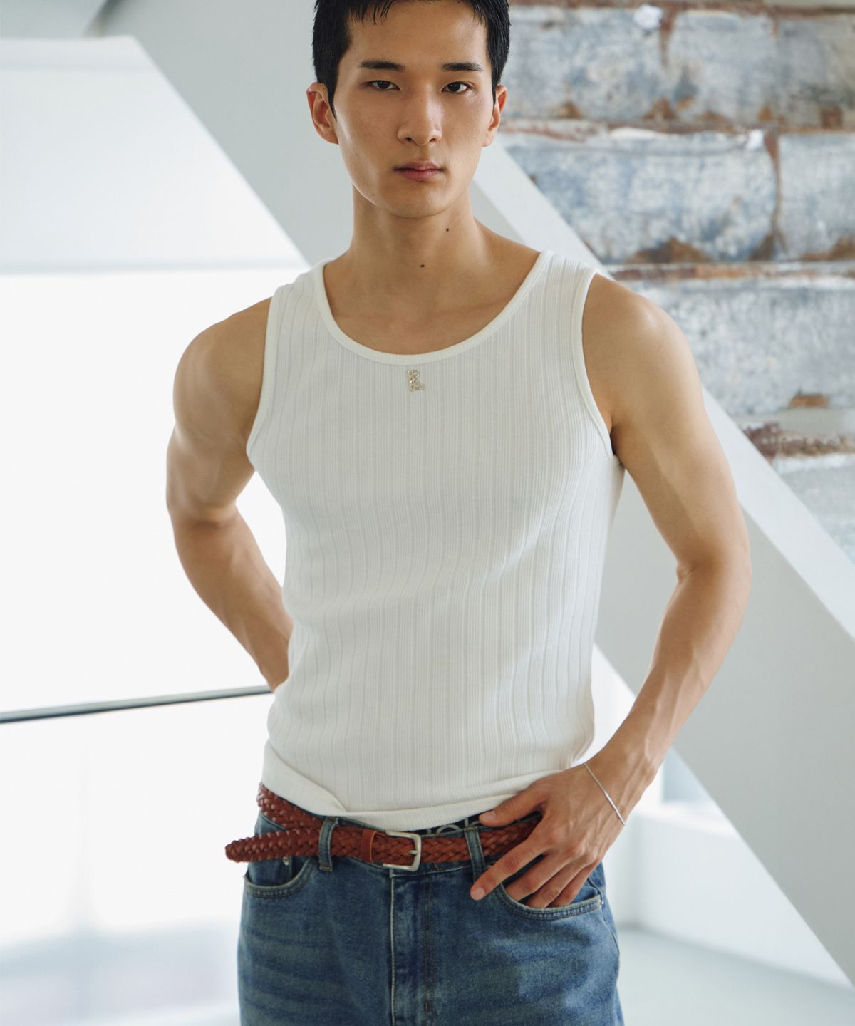 로랑서울(LAURANTSEOUL) High ribbed logo sleeveless(Ivory)