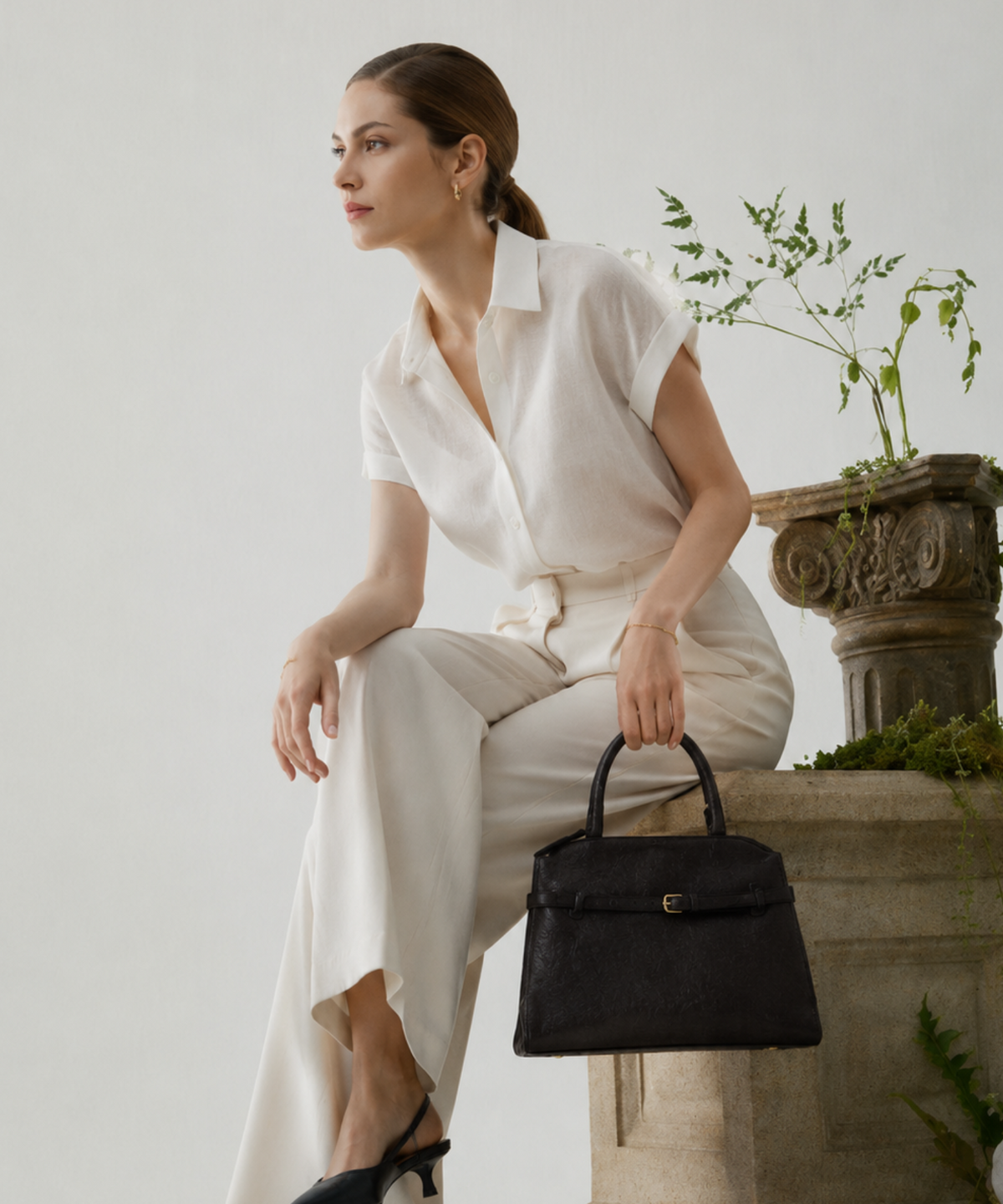 에코에(ECOE) e.c.o.e Heritage Buckle Bag