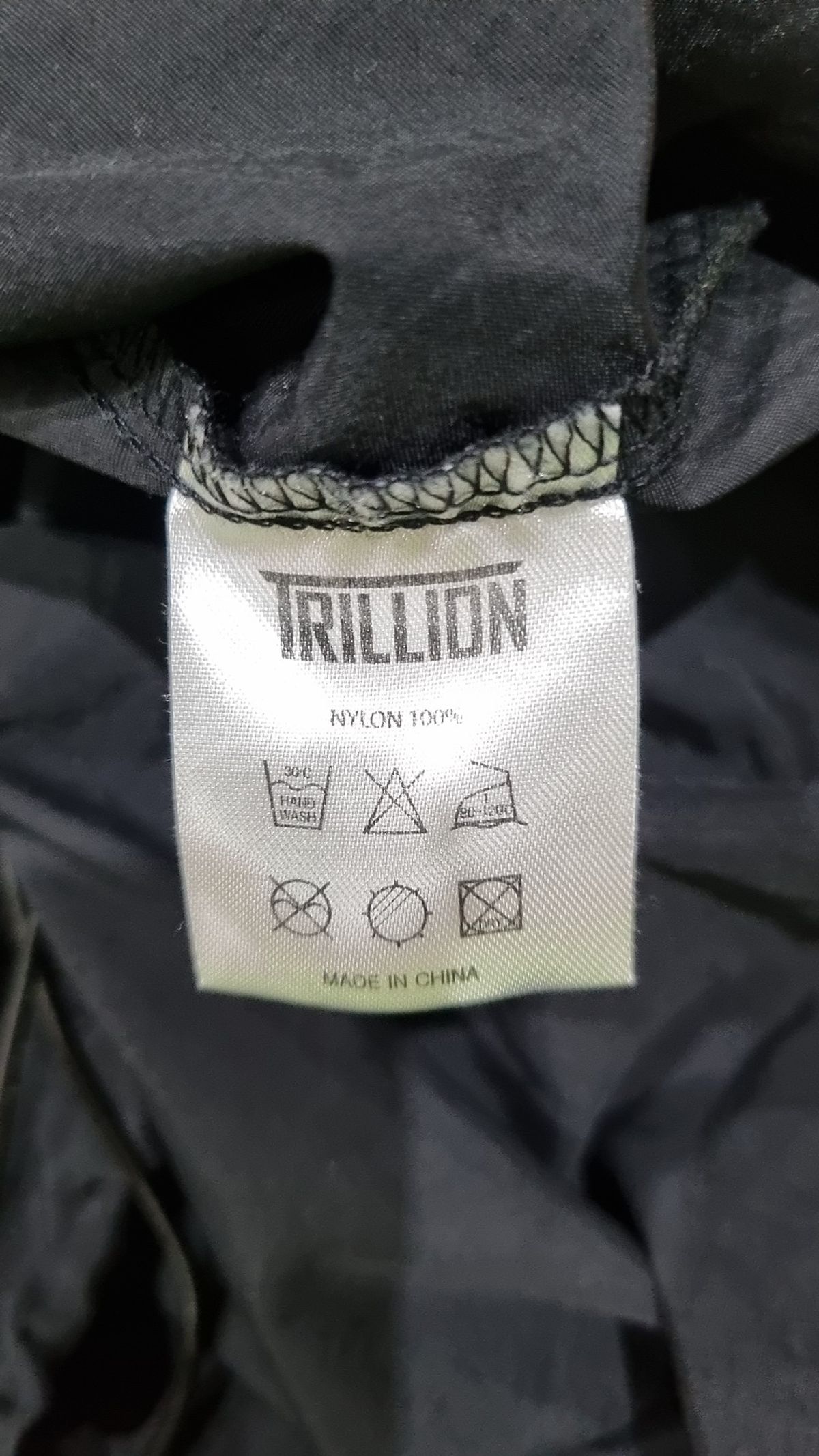 트릴리온(TRILLION) 기타 상의 FREE