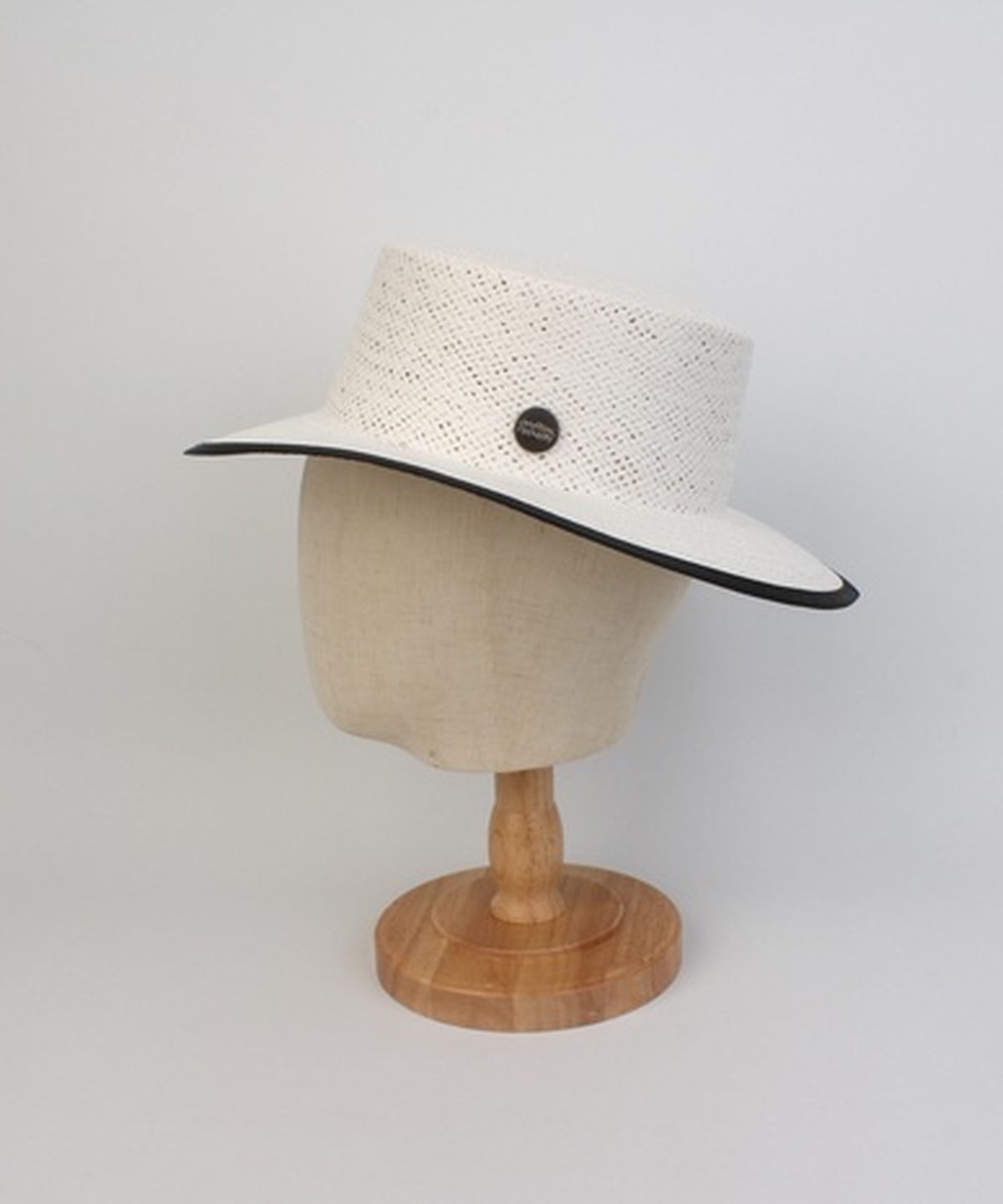 유니버셜 케미스트리(UNIVERSAL CHEMISTRY) Edge Taping White Simple Panama Hat 파나마햇