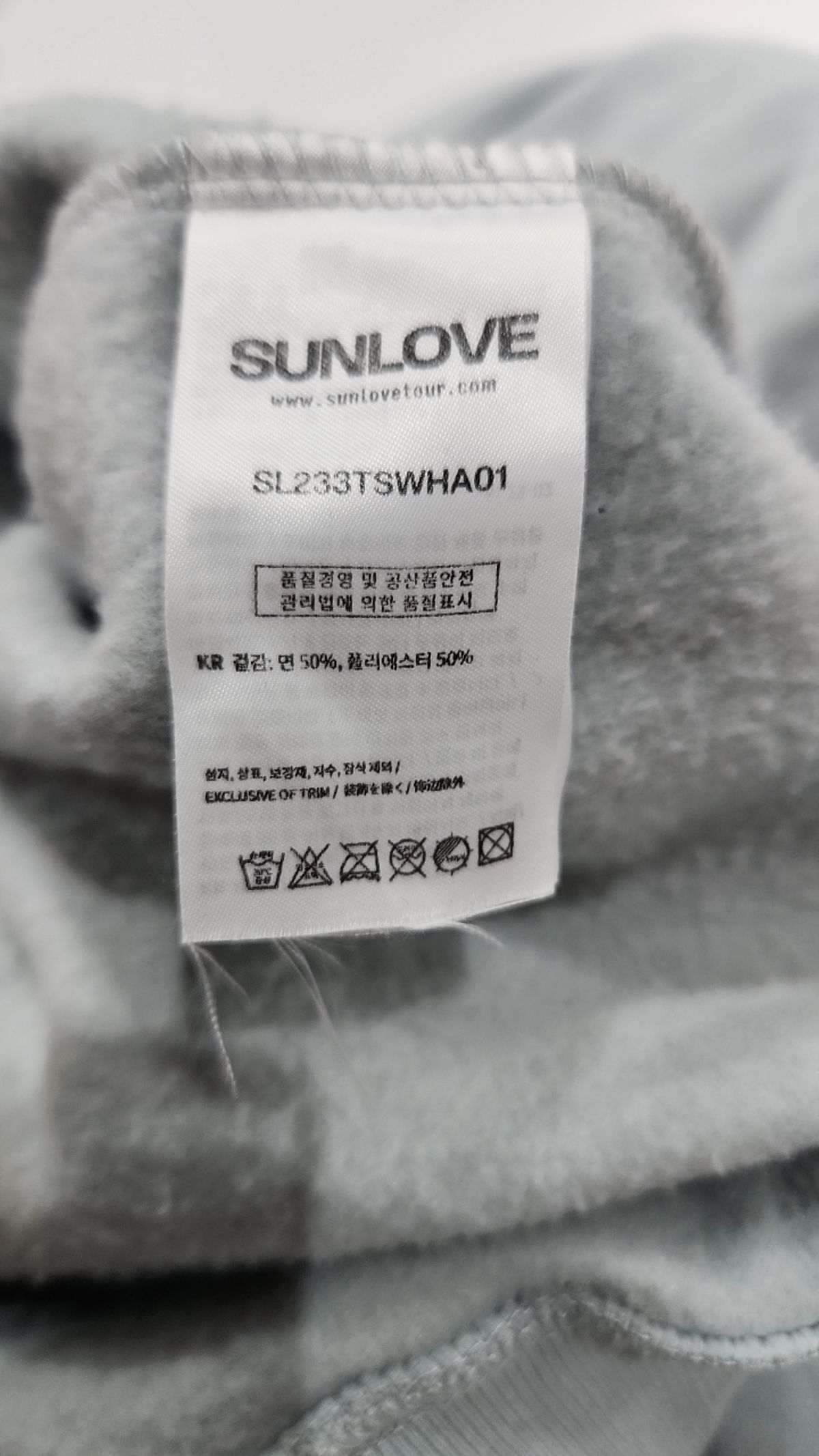 썬러브투어(SUNLOVETOUR) 맨투맨/스웨트셔츠