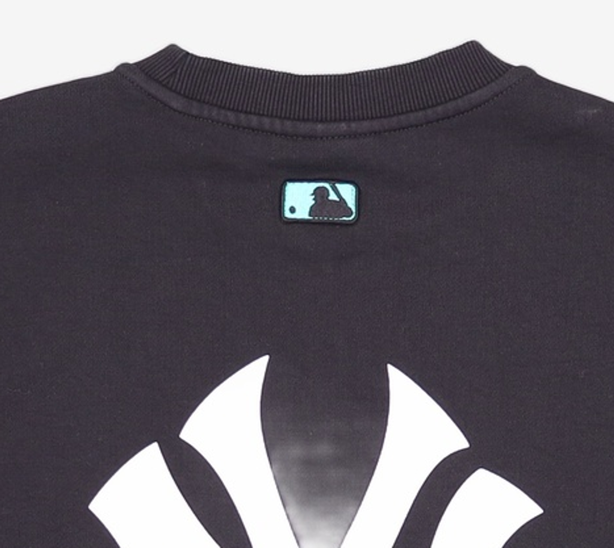 엠엘비(MLB) 베이직 백 빅로고 오버핏 맨투맨 NY (BLACK) M