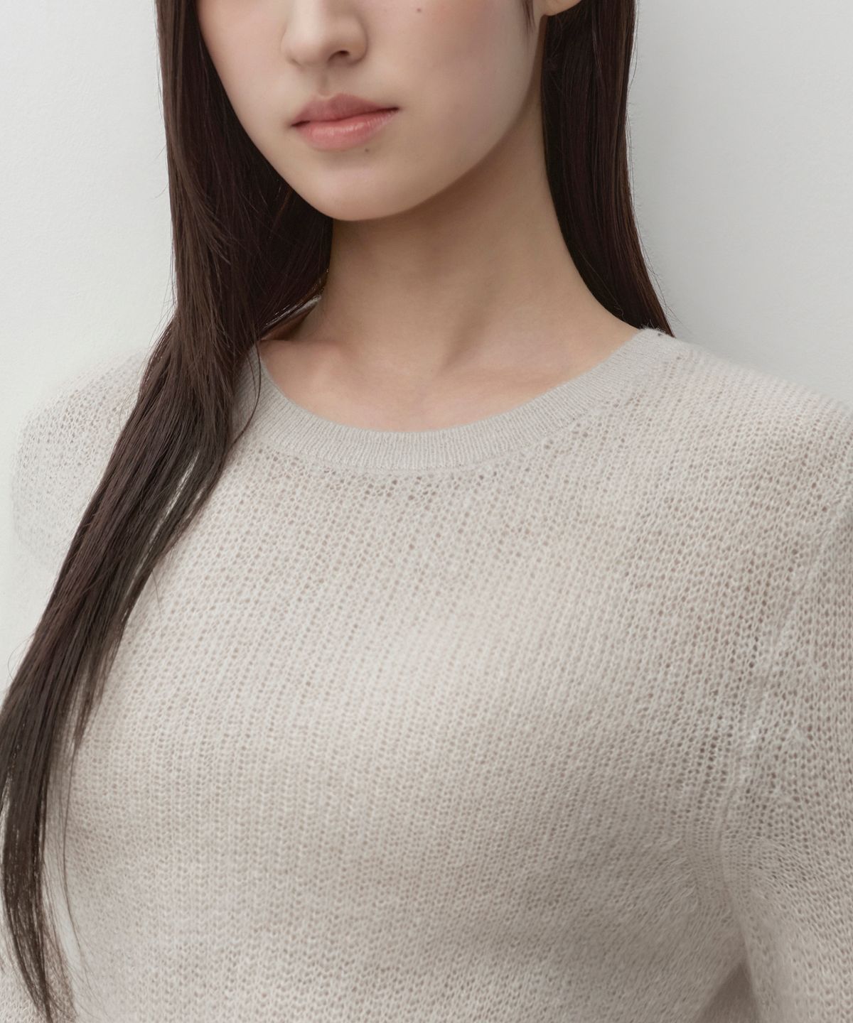 무신사 스탠다드 우먼(MUSINSA STANDARD WOMAN) 우먼즈 시어 텍스처드 크루 넥 니트 [라이트 그레이]