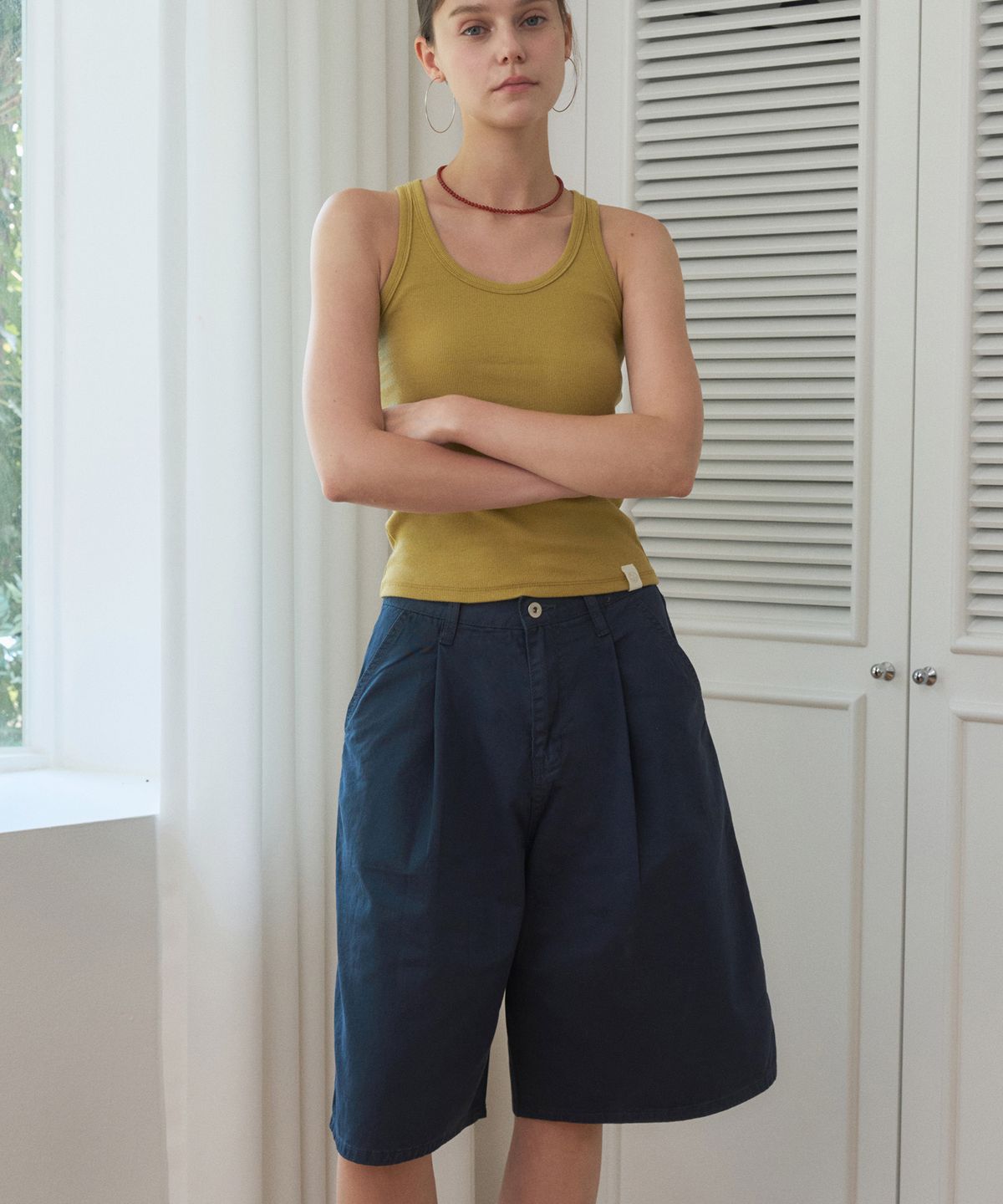 헤인트(HAINT) NARDIN LONG WIDE BERMUDA PANTS _NAVY