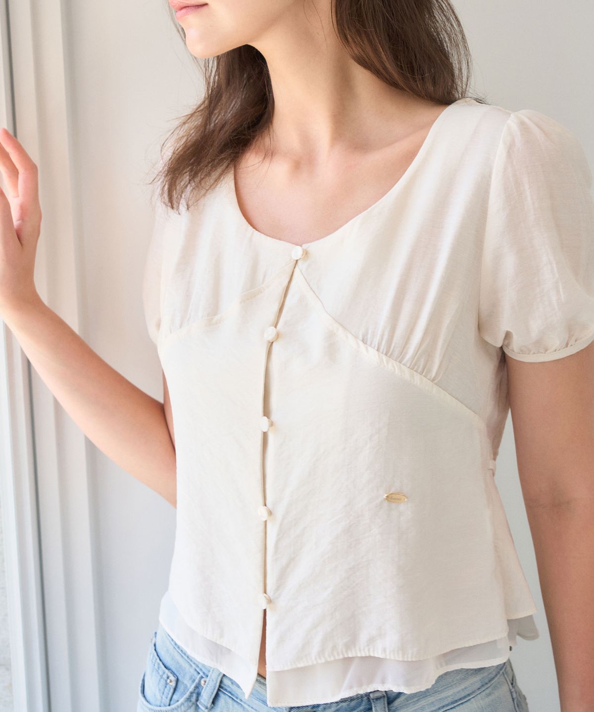 헤인트(HAINT) SAELI LACE HEM PUFF BLOUSE 2COL_IVORY