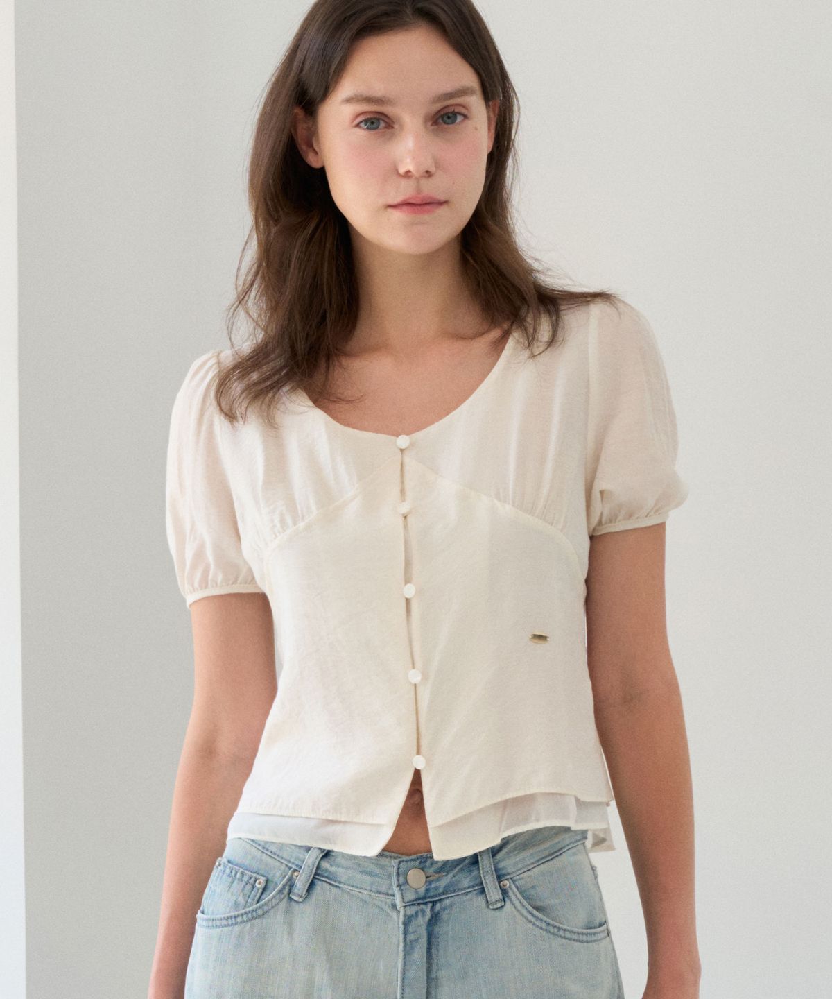 헤인트(HAINT) SAELI LACE HEM PUFF BLOUSE 2COL_IVORY