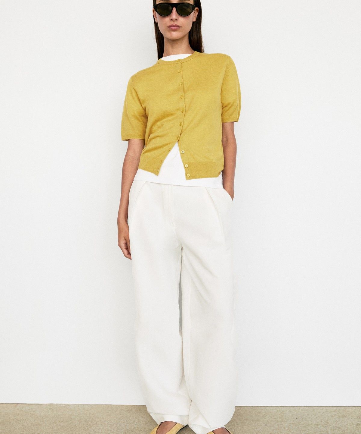 마시모두띠(MASSIMO DUTTI) 반팔 니트 가디건