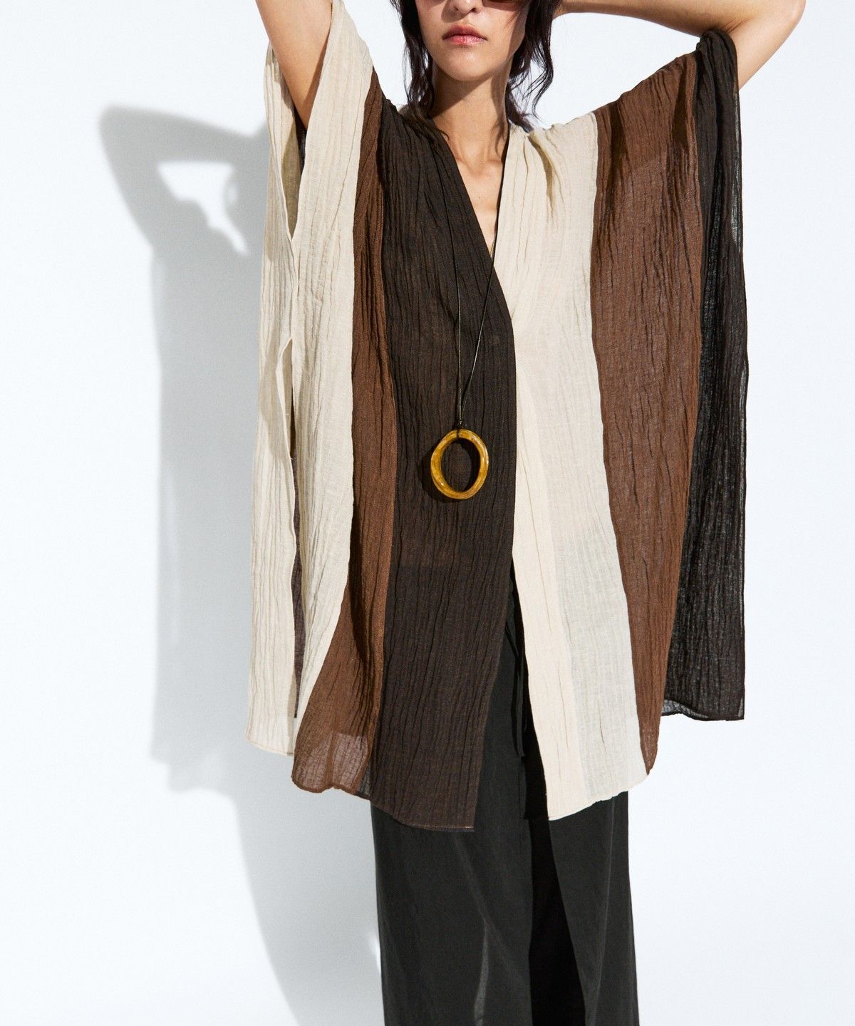 마시모두띠(MASSIMO DUTTI) 텍스처 린넨 블렌드 트리컬러 카프탄