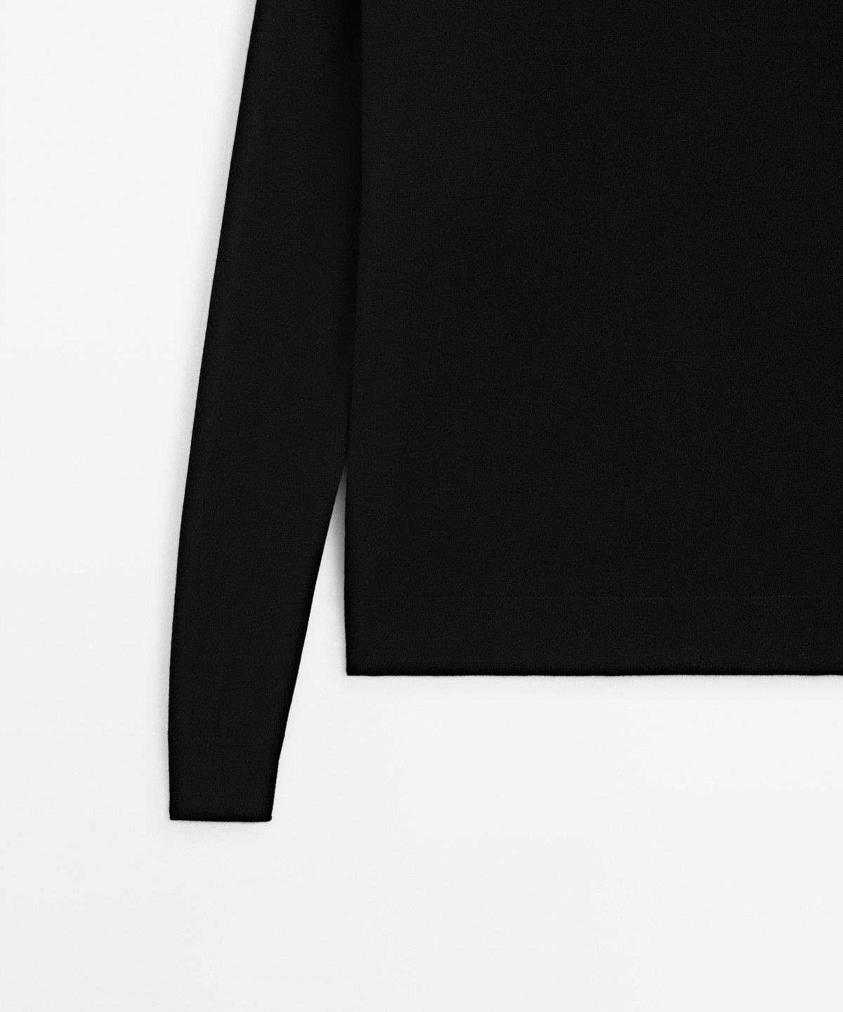 마시모두띠(MASSIMO DUTTI) 라운드넥 파인 니트 스웨터