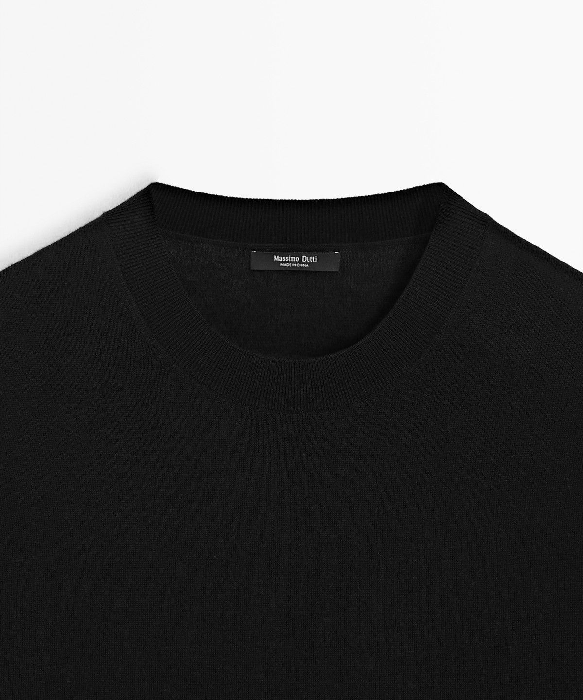 마시모두띠(MASSIMO DUTTI) 라운드넥 파인 니트 스웨터
