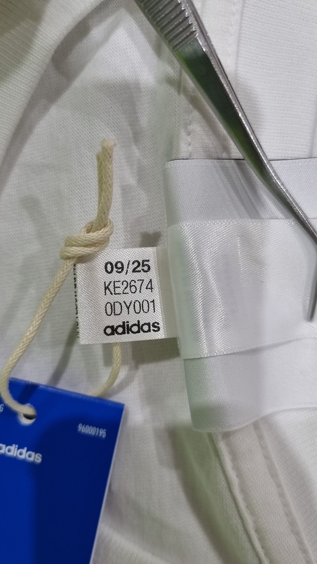 아디다스(ADIDAS) 쇼트 슬리브 F50 그래픽 티셔츠 - 화이트 / KE2674 S