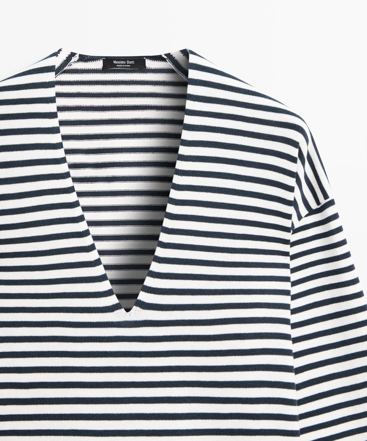 마시모두띠(MASSIMO DUTTI) 스트라이프 브이넥 니트 스웨터