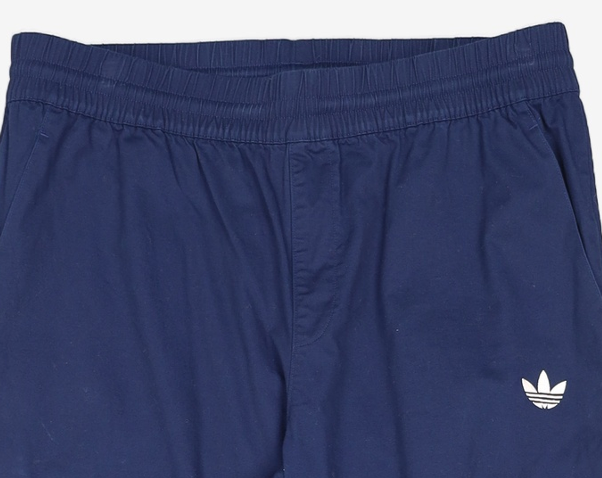 아디다스(ADIDAS) BPOP CHINO IP7166 L