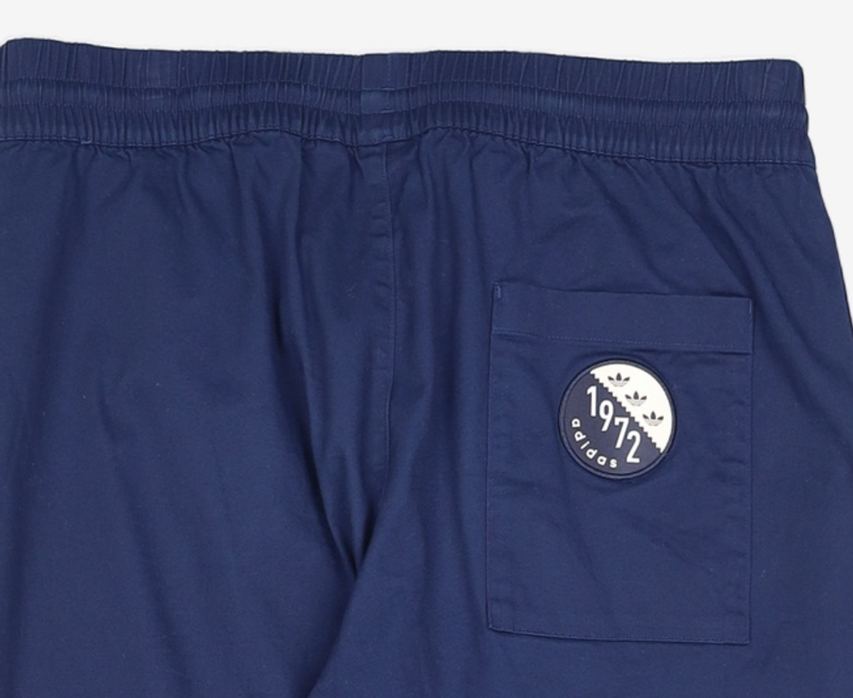 아디다스(ADIDAS) BPOP CHINO IP7166 L