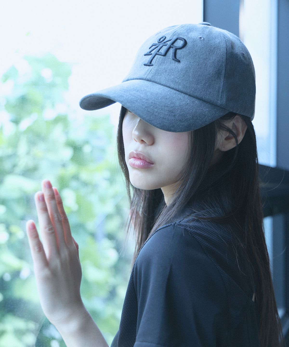 오아트(OART) Signature Typo Cap [DARK GRAY]