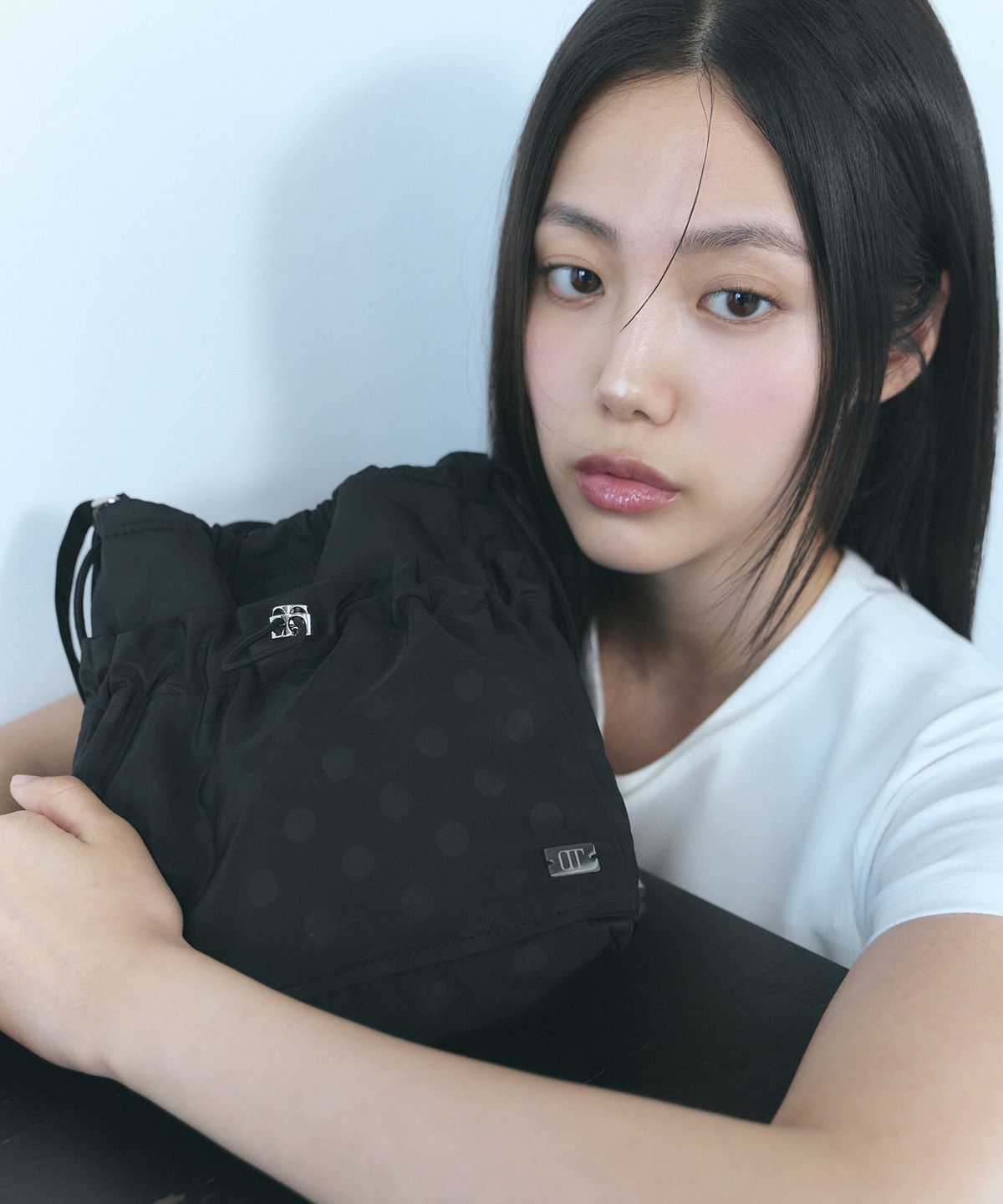 오아트(OART) String Mini Cross Bag [BLACK DOT]