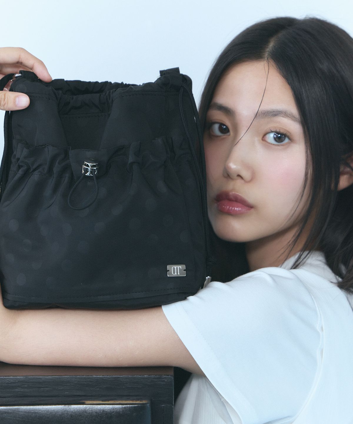 오아트(OART) String Mini Cross Bag [BLACK DOT]