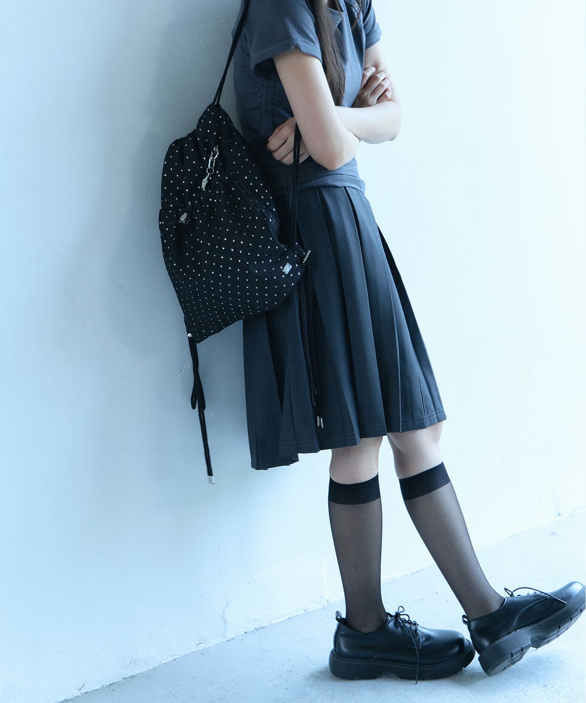 오아트(OART) Star Denim Gymsack String Bag [BLACK]