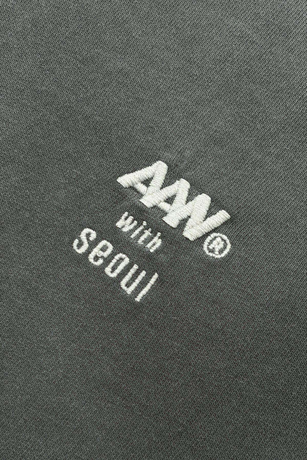 올어바웃뉴(ALL ABOUT NEW) 상단 썬블리치 서울 반팔 티셔츠 차콜 ANA2TM15ACC