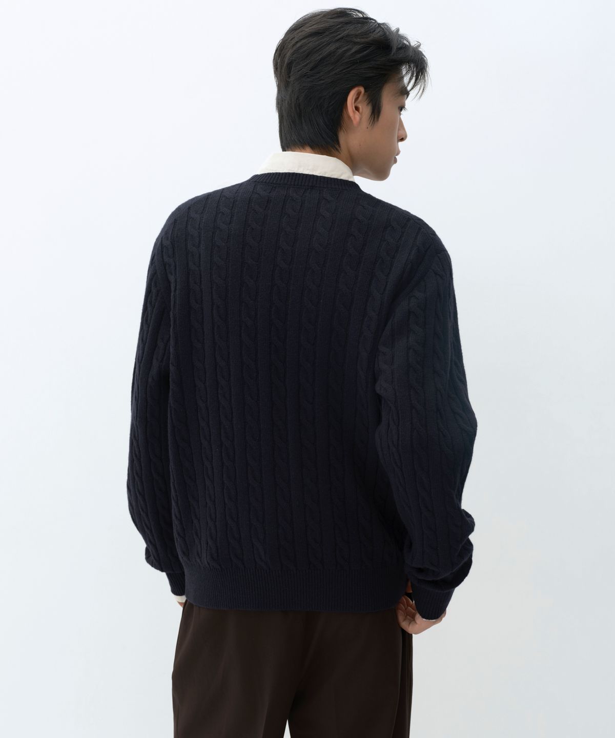 무신사 스탠다드(MUSINSA STANDARD) [빅토리아 울] 케이블 크루 넥 니트 [네이비]