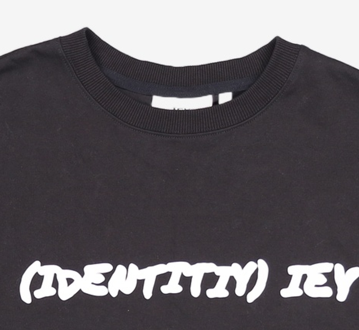 이에이(IEY) CALLI LOGO T-SHIRT Black L