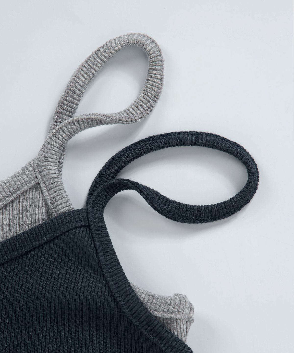 애즈온(ASON) SLIT LAYERED SLEEVELESS / NAVY