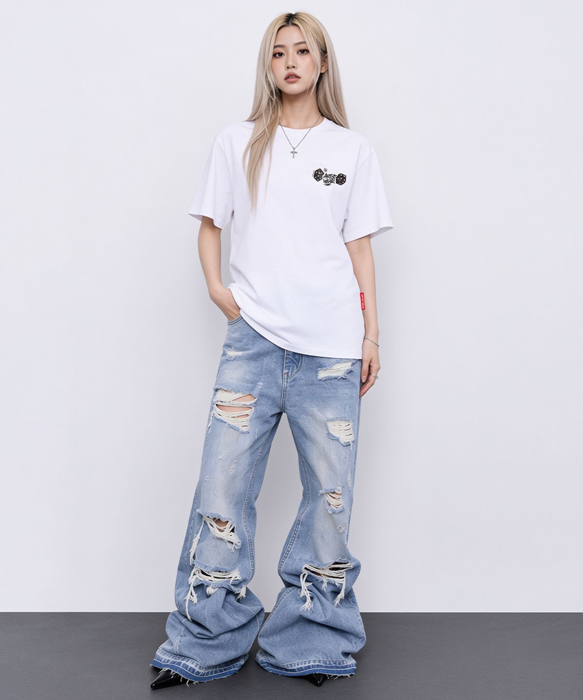 아티스트웨어(ARTISTWEAR) [ATW] 럭아웃 반팔티 - 2COLOR