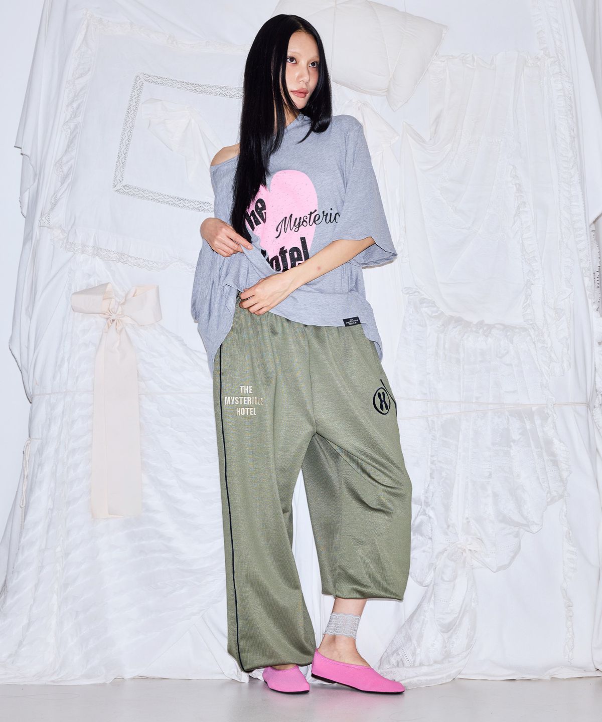 미스테리어스호텔(THE MYSTERIOUS HOTEL) H TRACK JERSEY WIDE PT [KHAKI]
