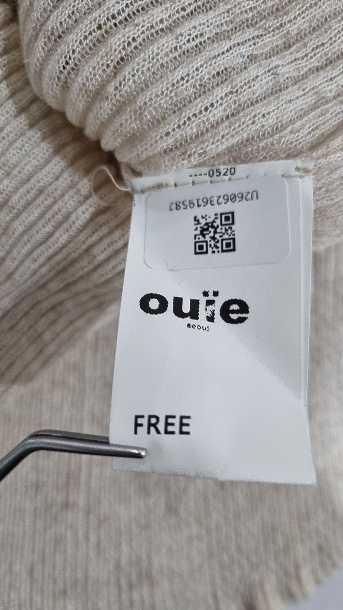 우이(ouie) 니트/스웨터 FREE