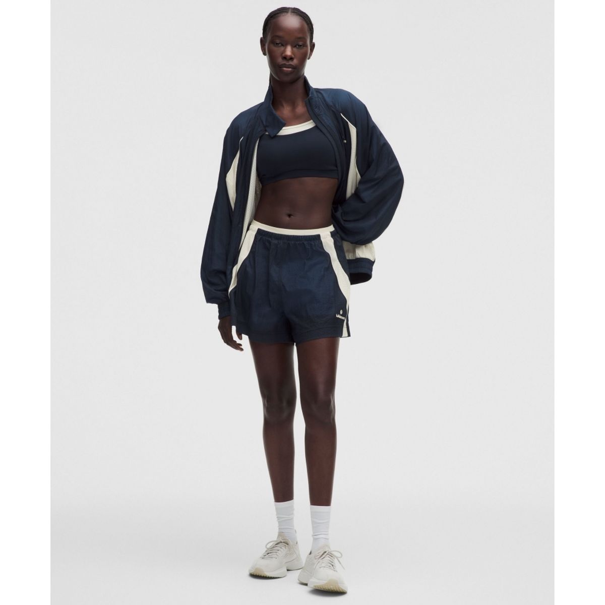 룰루레몬(LULULEMON) 라이선스 투 트레인 텍스처드 하이라이즈 쇼츠 4inch  TRNV LTIV
