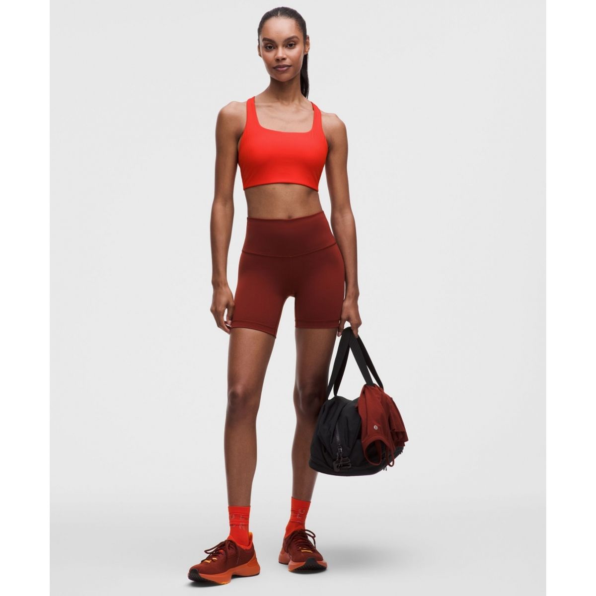 룰루레몬(LULULEMON) 올타임 히어로 리브드 스포츠 브라 *미디엄 서포트, B C컵  CRYE