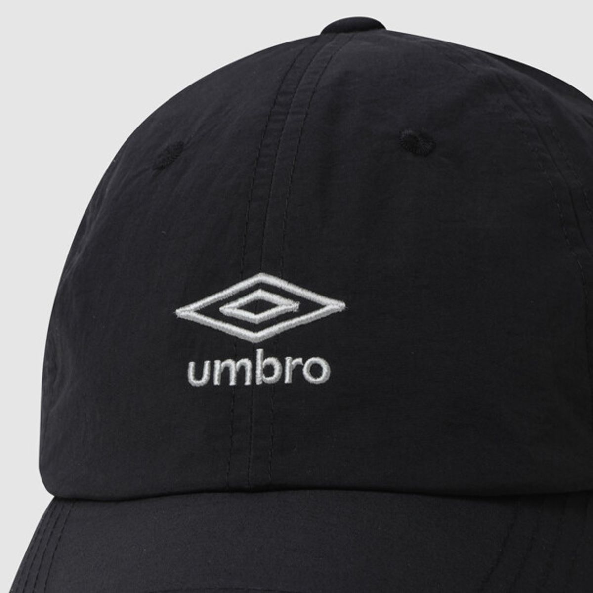 엄브로(UMBRO) 클래식 나일론 볼캡 블랙 UR323CCP91