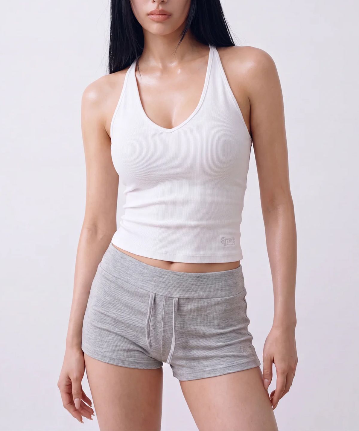 스틸스(STEELS) 아이스터치 세미홀터 딥V넥 슬리브리스