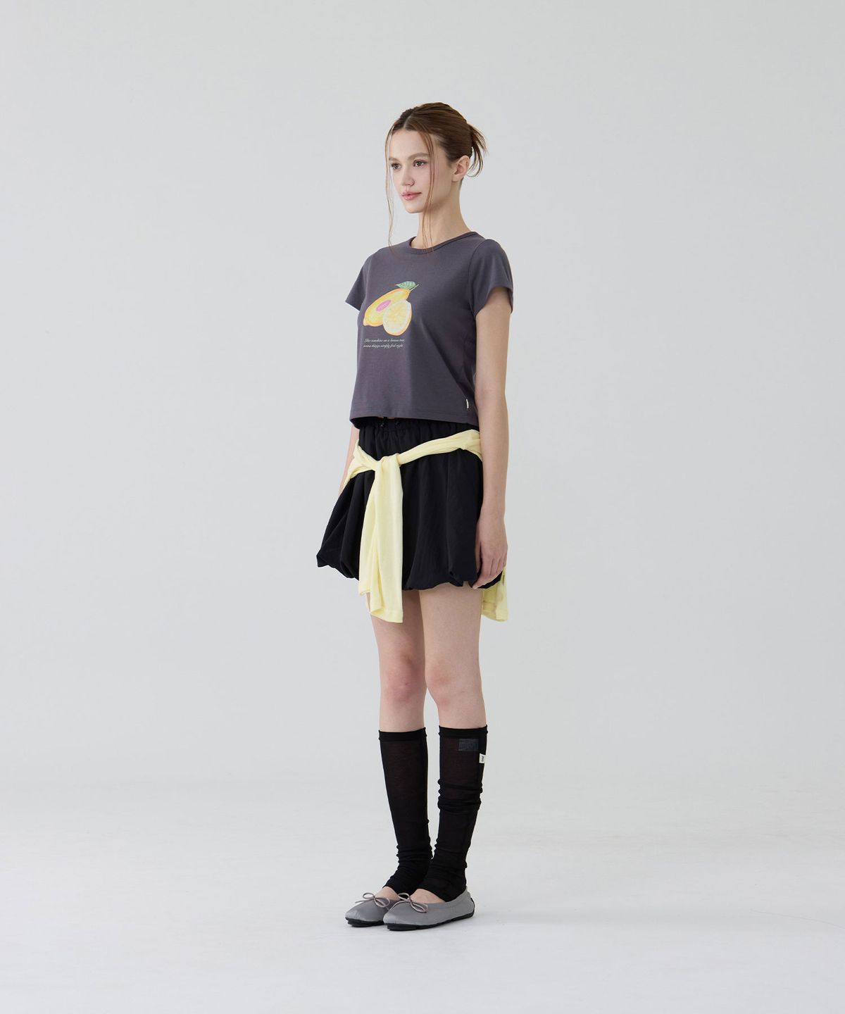 우네(OONE) Lemon Graphic T-Shirt_ Charcoal