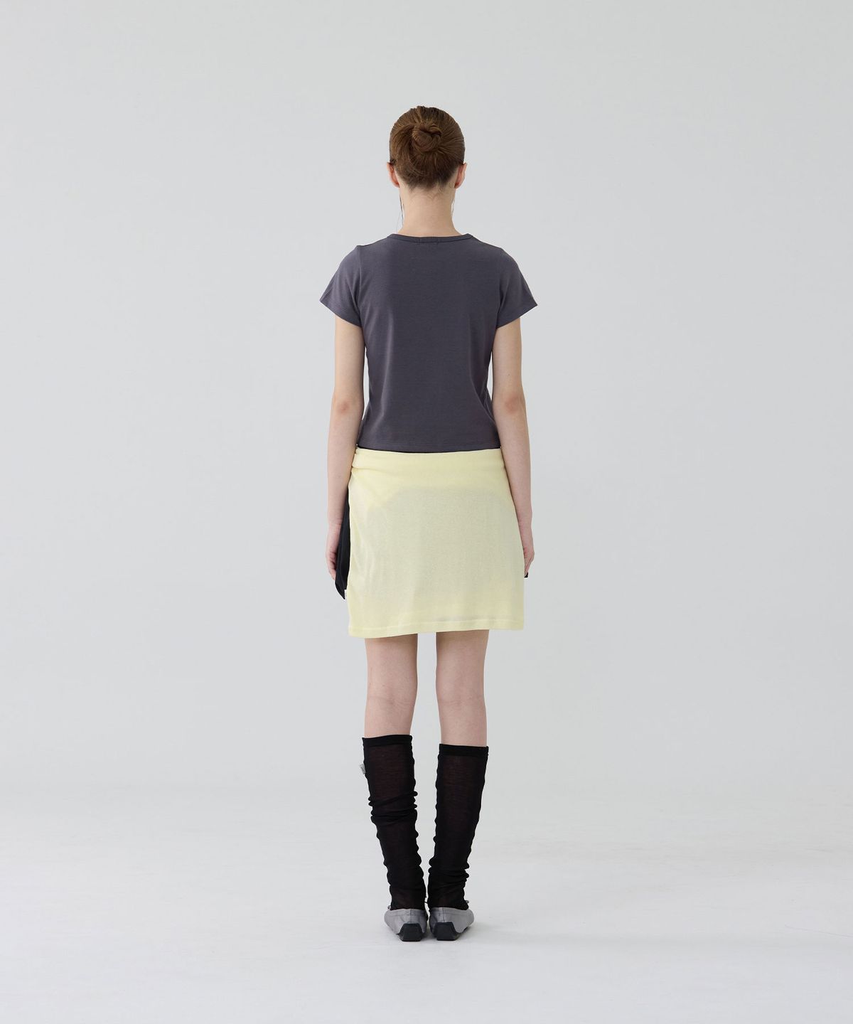 우네(OONE) Lemon Graphic T-Shirt_ Charcoal