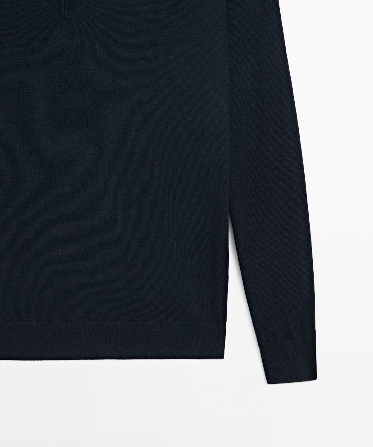 마시모두띠(MASSIMO DUTTI) 브이넥 니트 스웨터