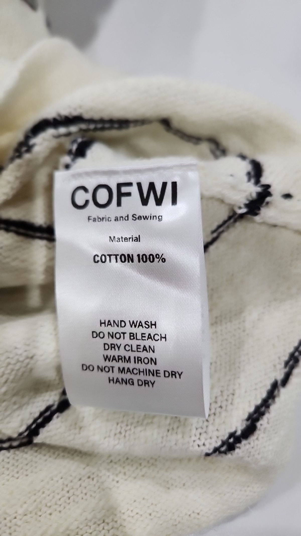코프위(COFWI) 카디건 3