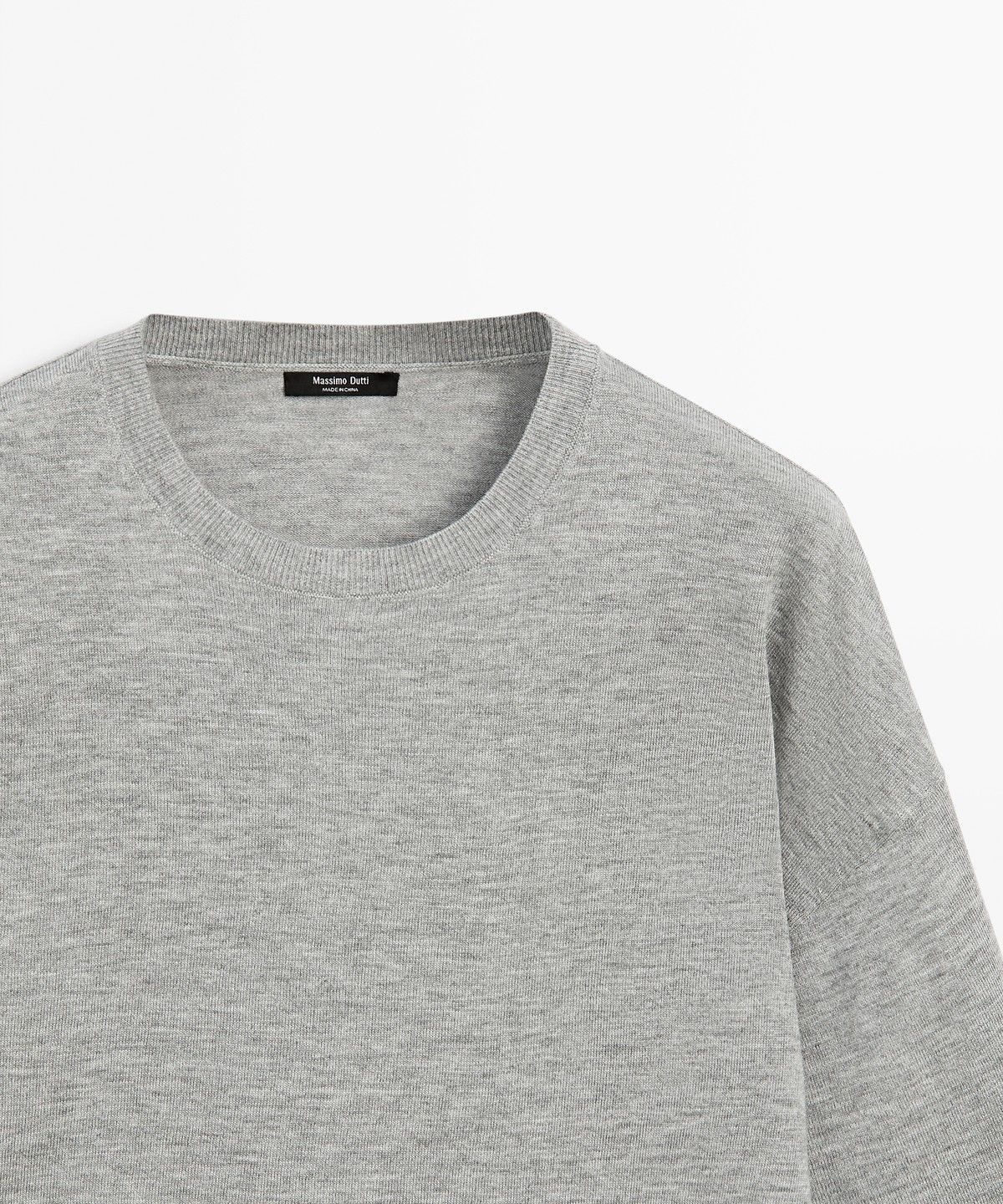 마시모두띠(MASSIMO DUTTI) 라운드넥 니트 스웨터
