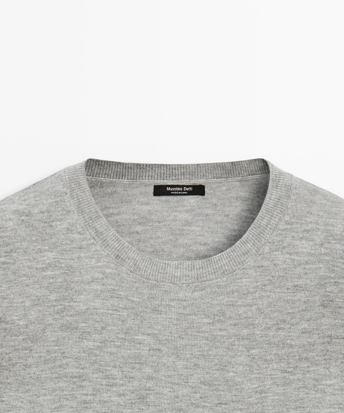 마시모두띠(MASSIMO DUTTI) 라운드넥 니트 스웨터