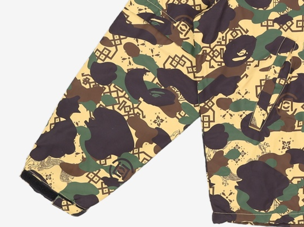 베이프(BAPE) BAPE X CLOT 카모 슬리브 디테처블 레인 자켓(M) YELLOW L