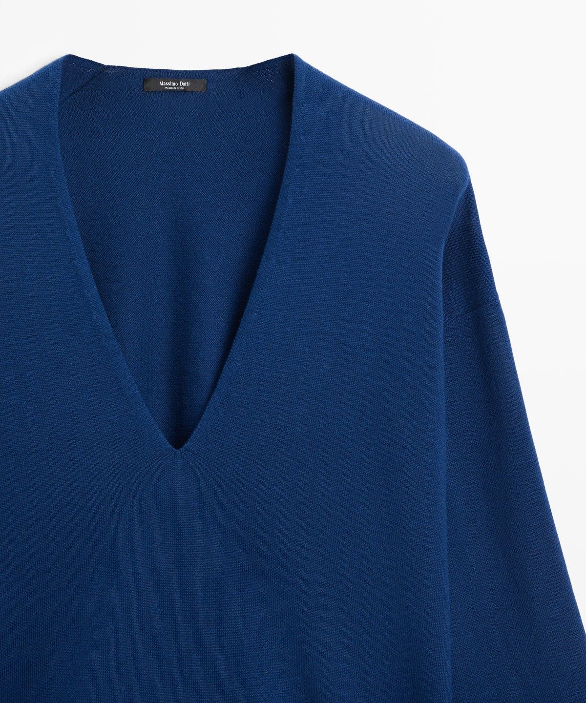 마시모두띠(MASSIMO DUTTI) 스트라이프 브이넥 니트 스웨터