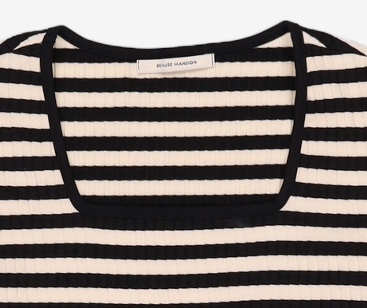 비뮤즈맨션(BEMUSE MANSION) Square neck ribbed puff top - Black FREE