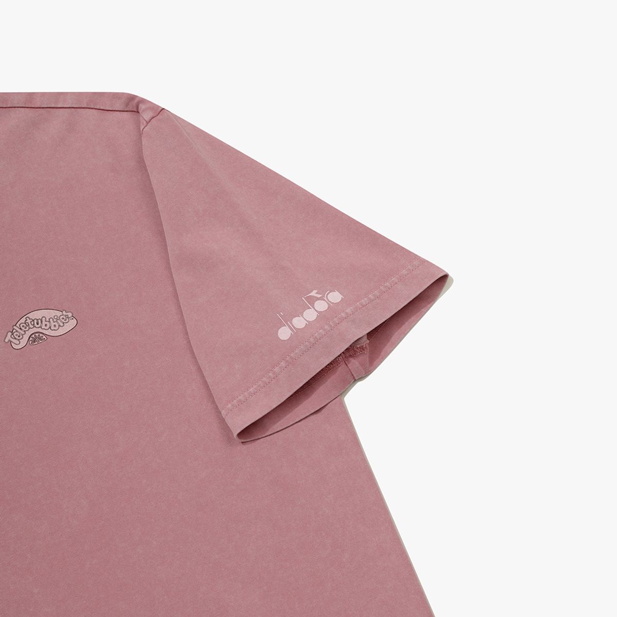 디아도라(diadora) 텔레토비 워싱 그래픽 반팔 티셔츠 PINK