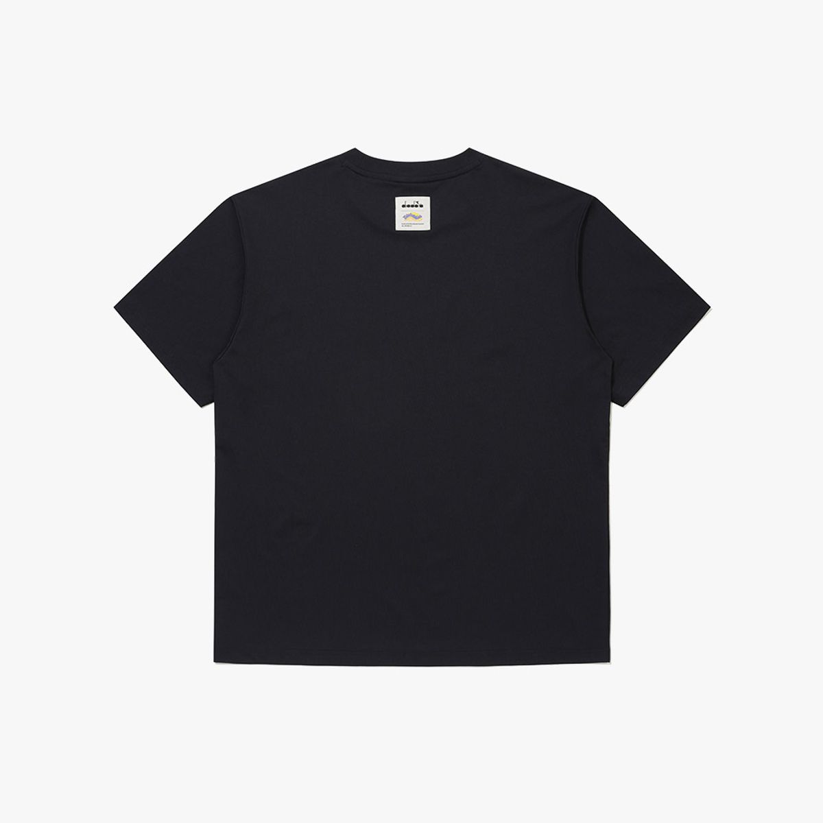 디아도라(diadora) 텔레토비 퀵드라이 그래픽 반팔 티셔츠 BLACK