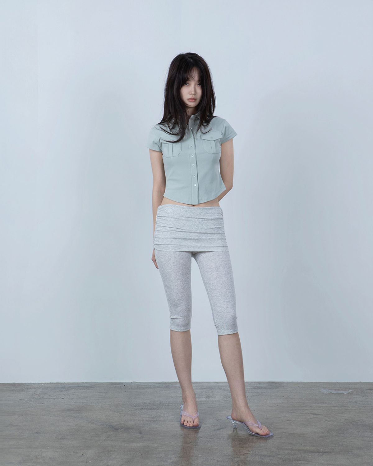 요키토키(YOKI TOKI) FOLDING SHIRRING CAPRI LEGGINGS [Melange White]